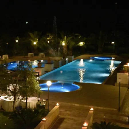 Hotel Tenuta Caradonna *