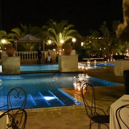 Tenuta Caradonna Hotel *