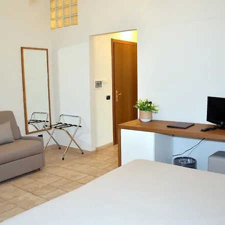 Tenuta Caradonna Hotel *